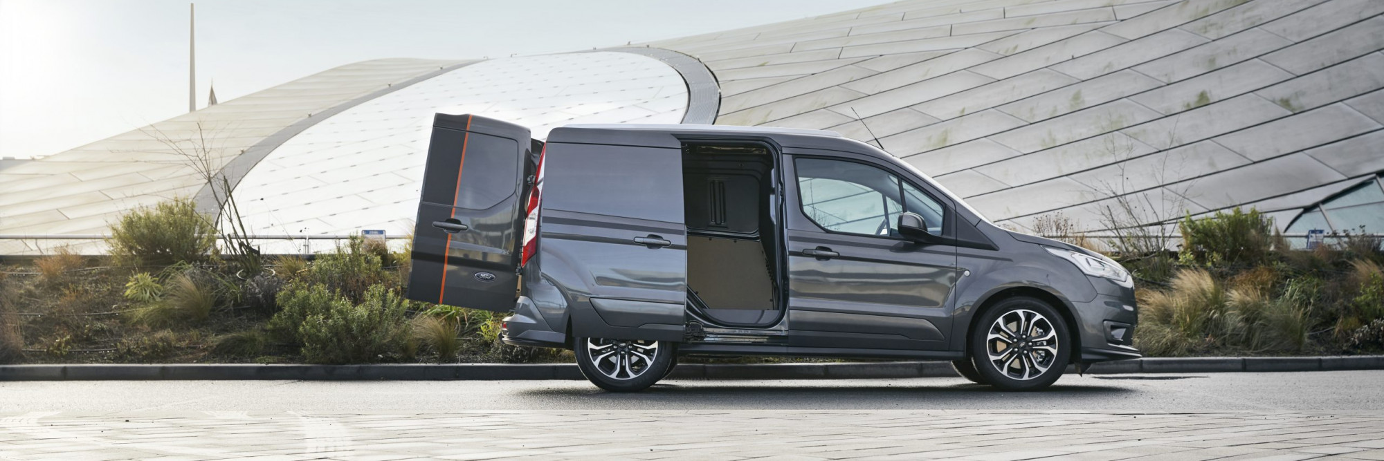 Ford Transit Connect Sport 34 scaled