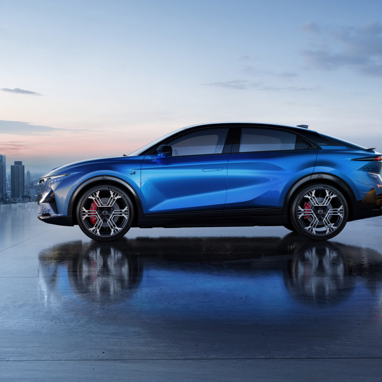 03 Alpine A390 sport fastback met het DNA van Alpine scaled