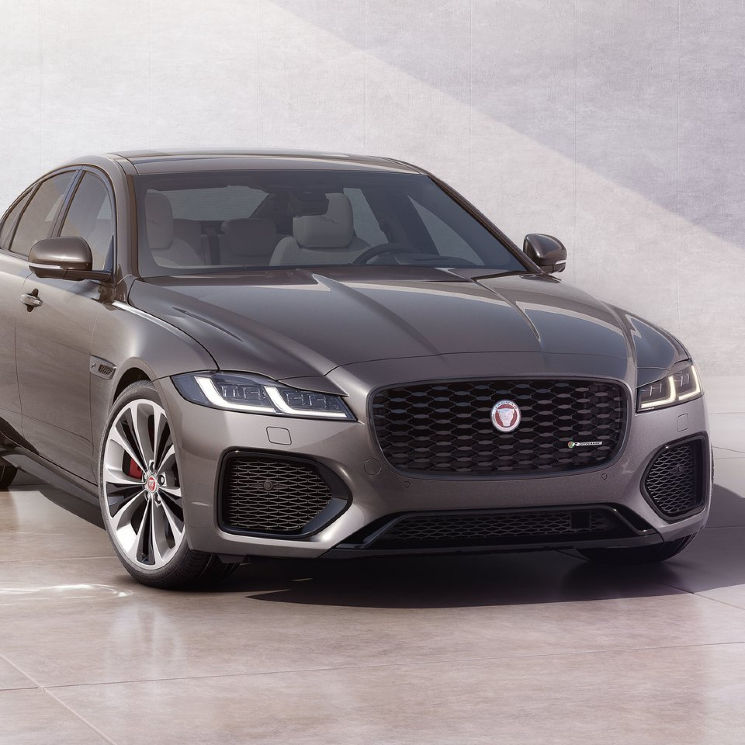 Jaguar XF 2021 1280 07