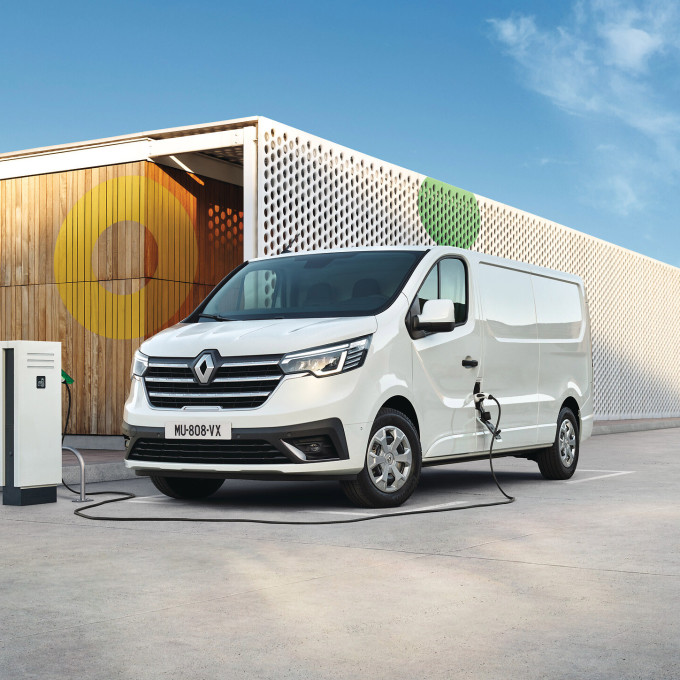 01 Nieuwe Renault Trafic E Tech electric maakt aanbod elektrische bedrijfswagens compleet