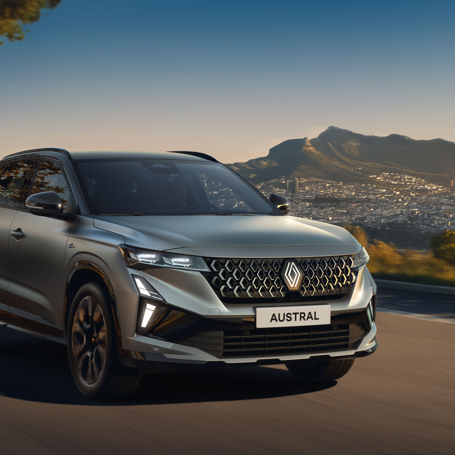 06 Nieuwe Renault Austral high tech en veelzijdige hybride SUV nog stijlvoller