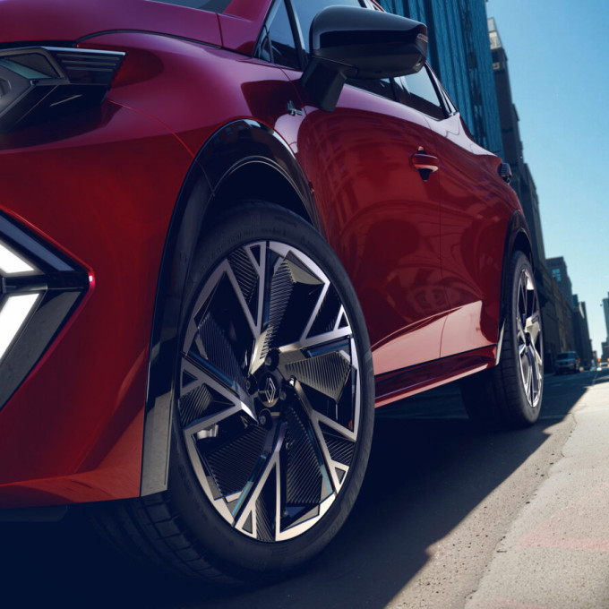 12 Nieuwe Renault Clio de compacte hatchback met superkrachten 1600x900