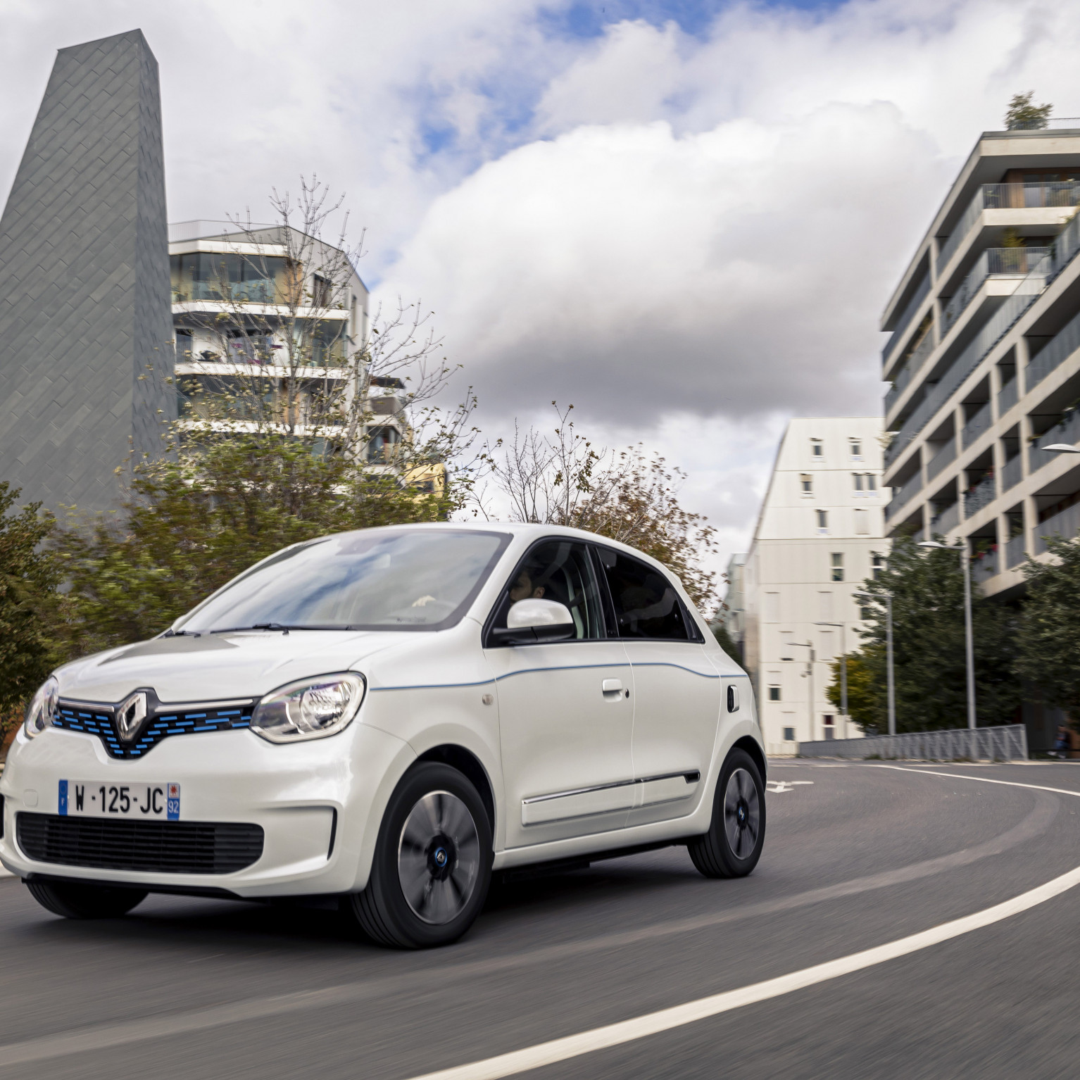 13 2020 New Renault TWINGO Electric