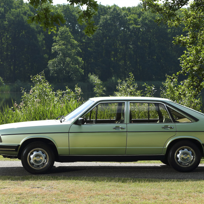 Audi 100 Avant GL 5E 3