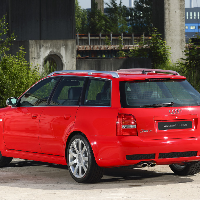 Audi RS4 Avant Quattro 7