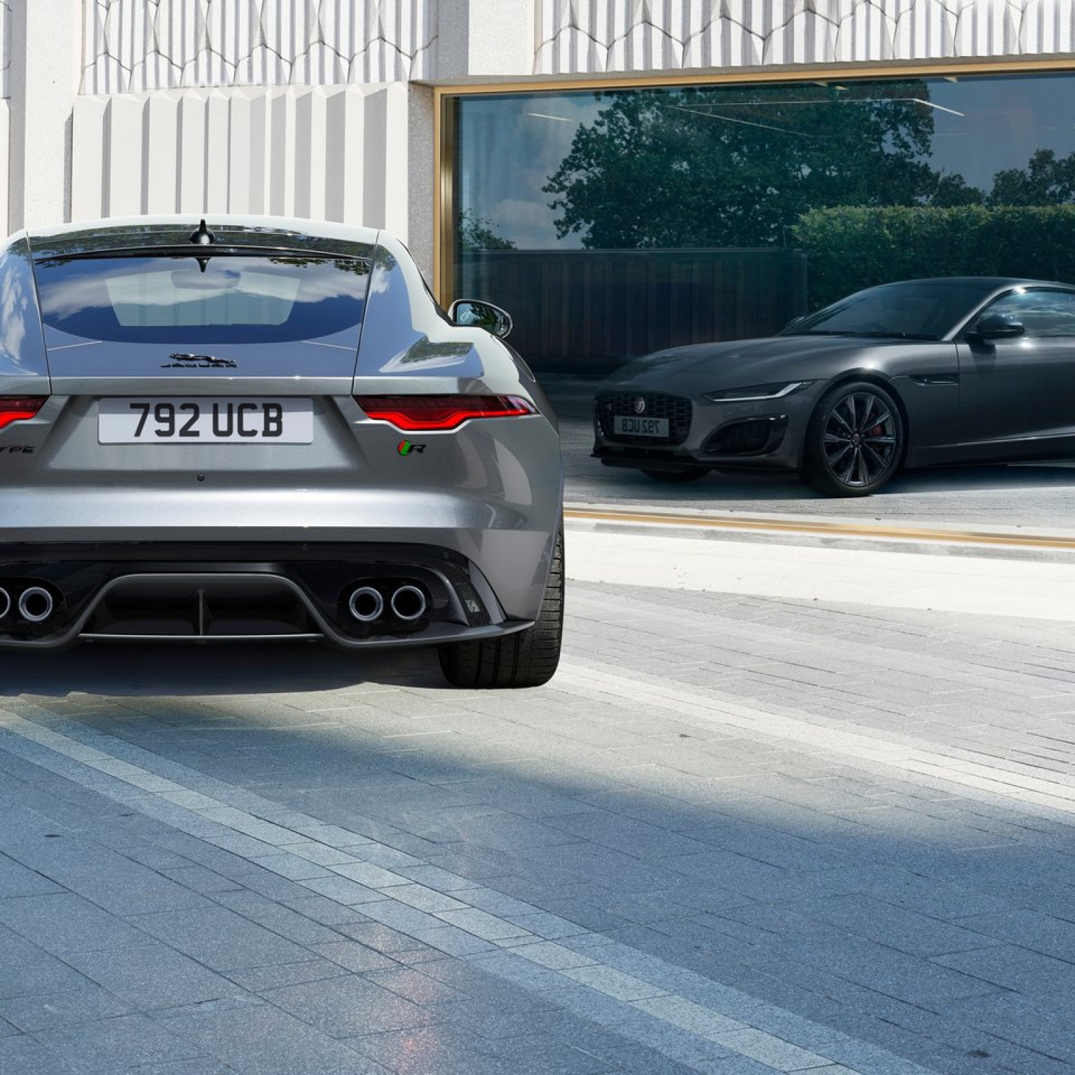 Jaguar F Type 2021 1280 54