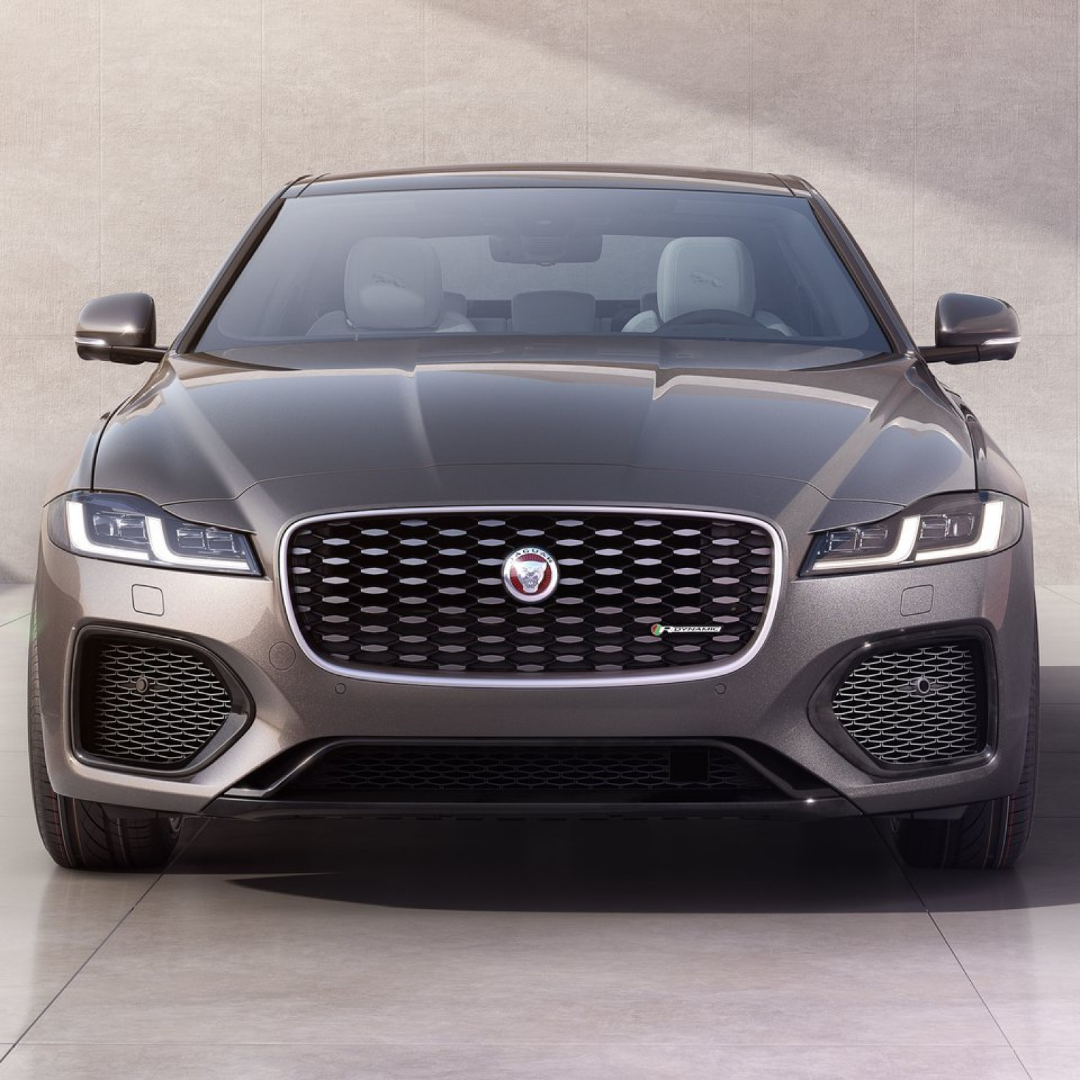 Jaguar XF 2021 1280 2b