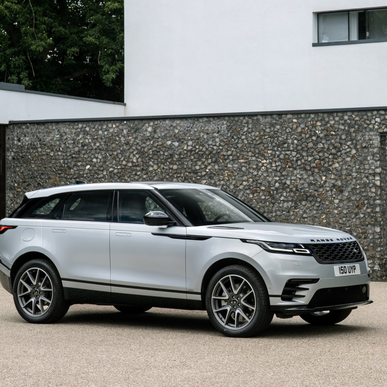 Land Rover Range Rover Velar 2021 1280 02