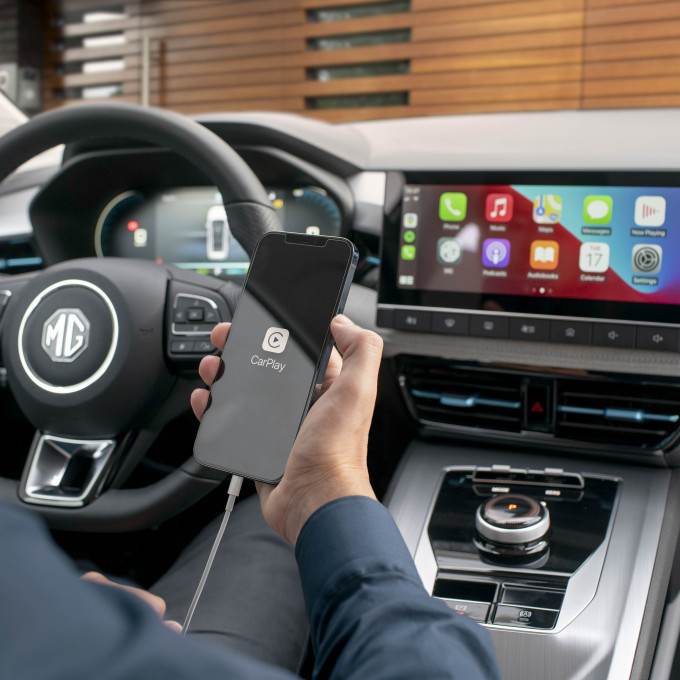 MG5 Electric Apple CarPlay