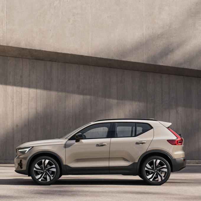 Van Mossel Volvo XC40 zijaanzicht