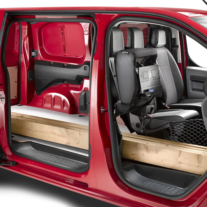 VanMossel Vivaro 1534x1534 IV