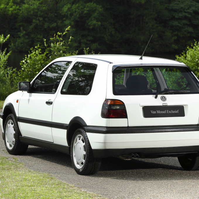 Volkswagen Golf III GTI 4