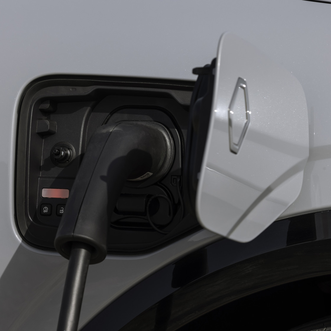 18 Rijden met de nieuwe Renault Megane E Tech Electric