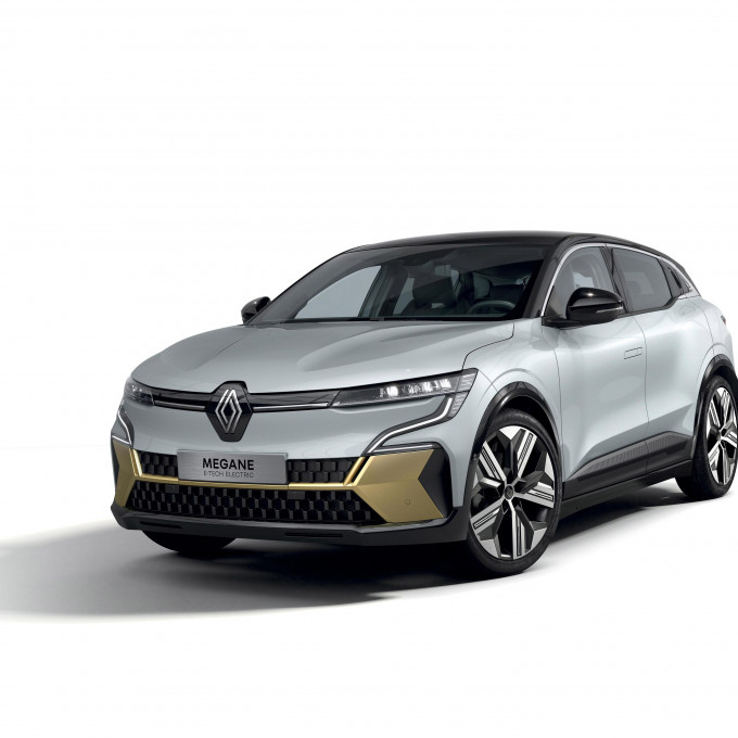 61 STUDIO PICTURES RENAULT MEGANE E TECH ELECTRIQUE REVEAL v2