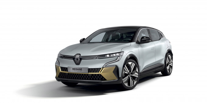 61 STUDIO PICTURES RENAULT MEGANE E TECH ELECTRIQUE REVEAL v2