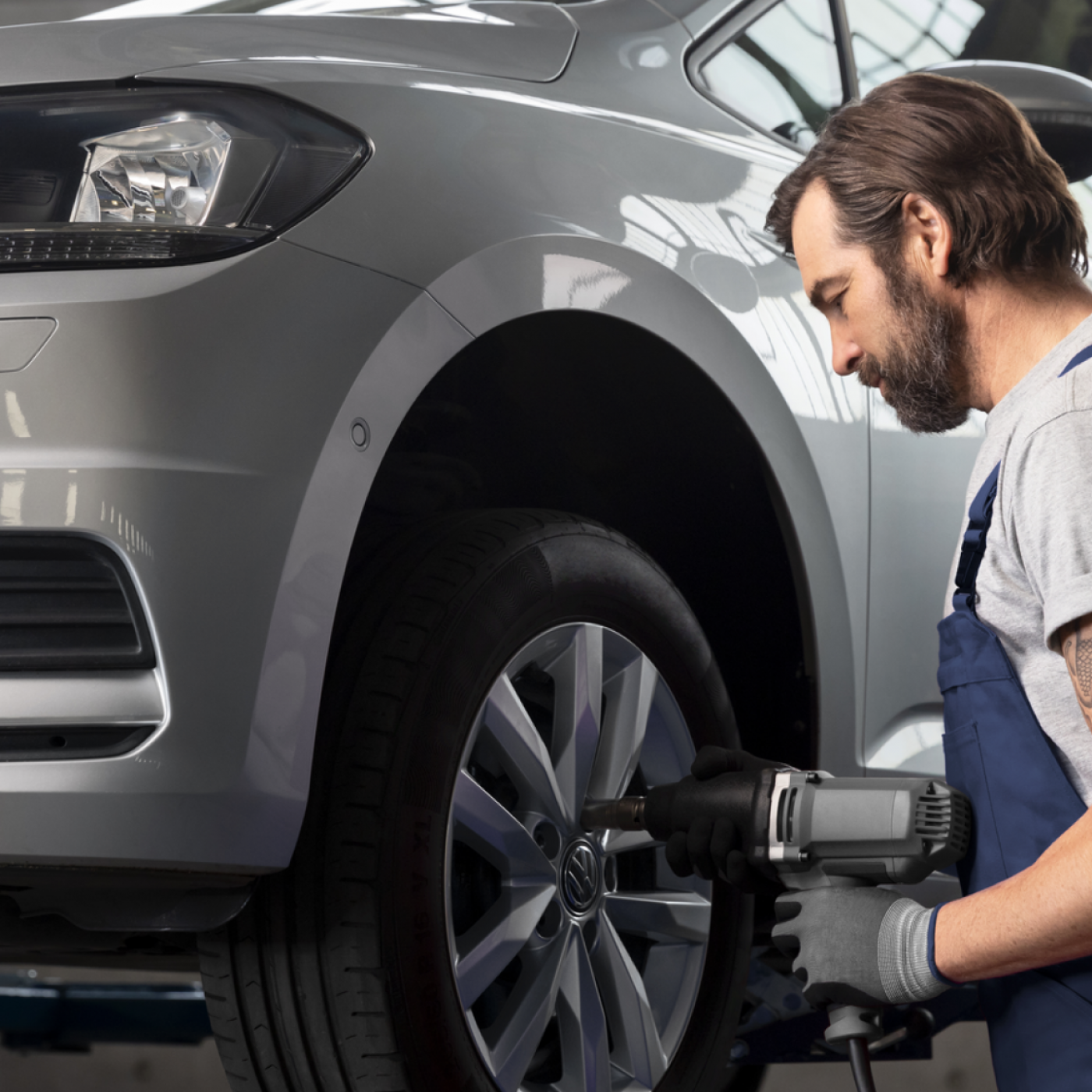 Beeld bandenwissel VW
