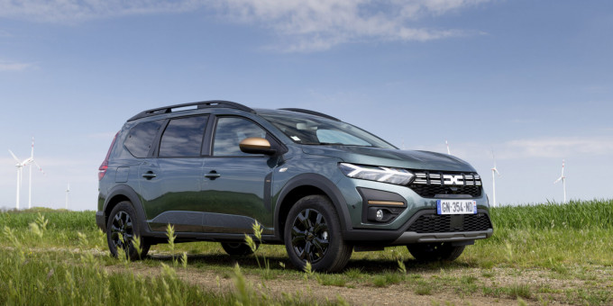 Dacia Jogger Extreme 1 1600x1067 v2