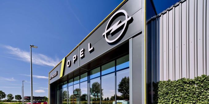 Middelharnis Opel
