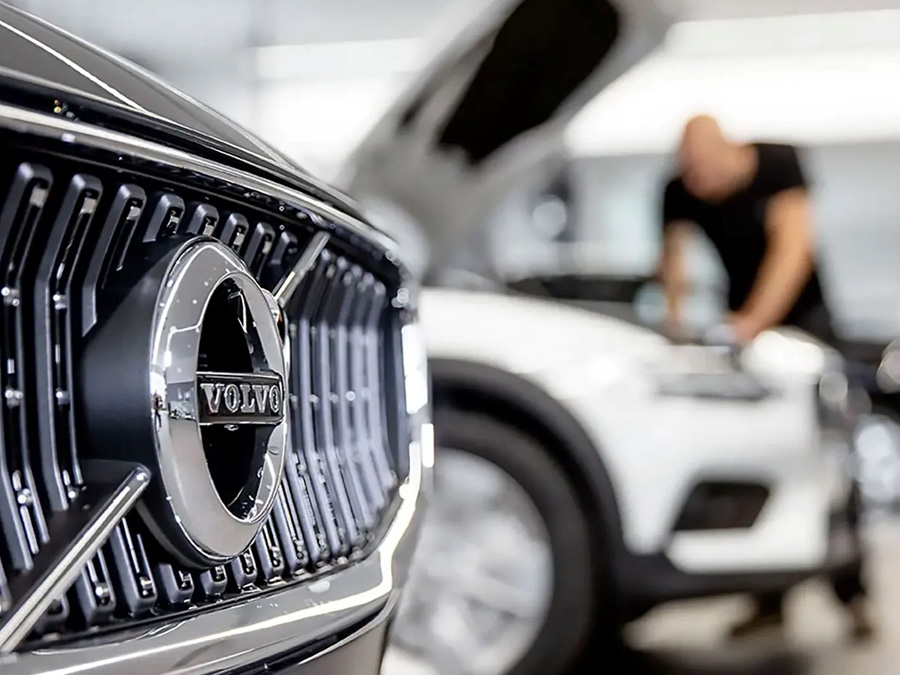 VanMossel Volvo werkplaats