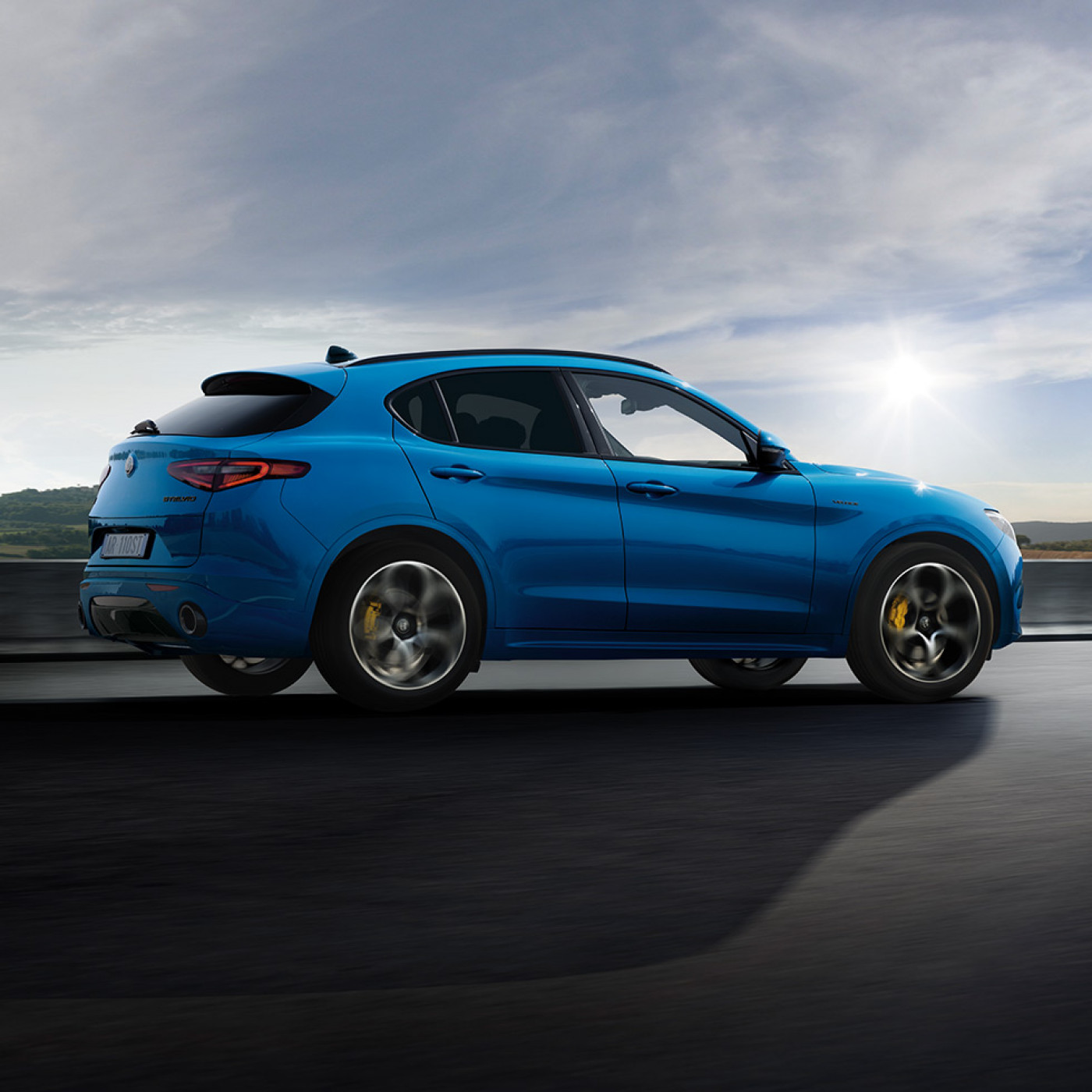 alfa romeo stelvio esterni cover desktop 980x980