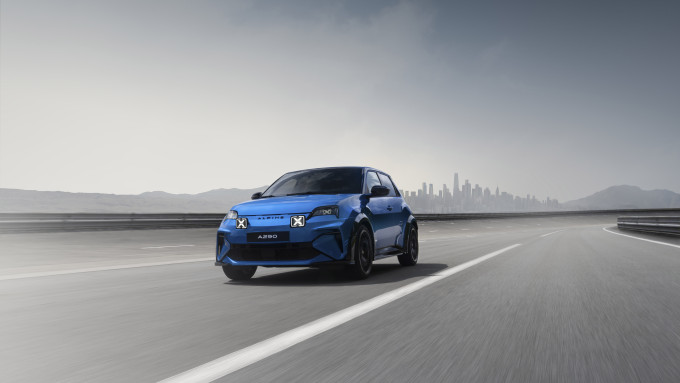 24 Alpine A290 hot hatch voor elektrisch tijdperk