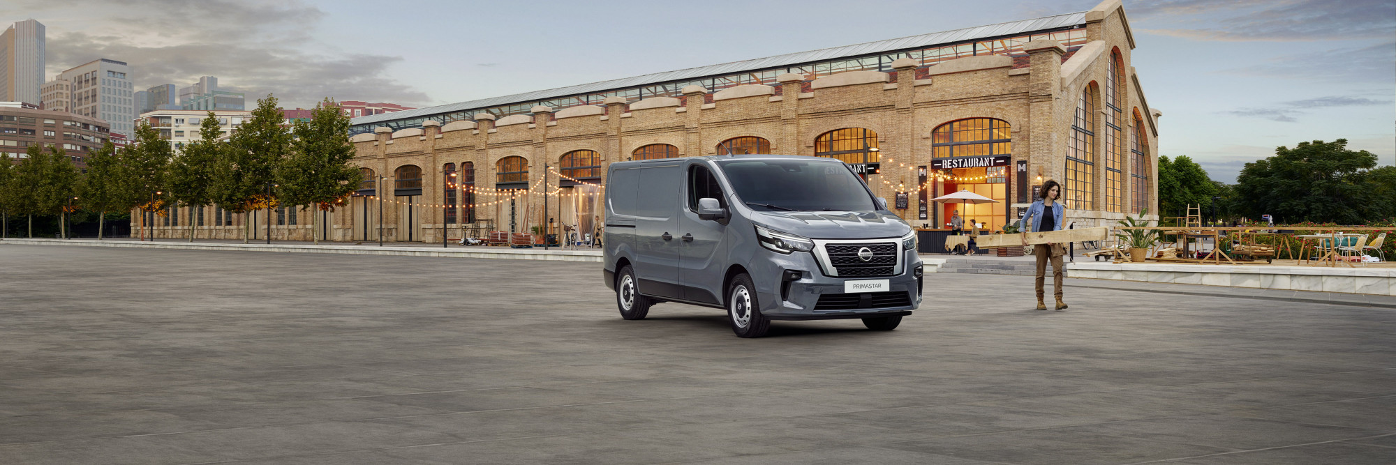 883557 F275 NISSAN Primastar KV FINAL ART v4