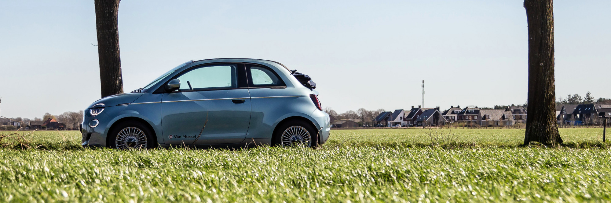 Hero Fiat 500e hero new