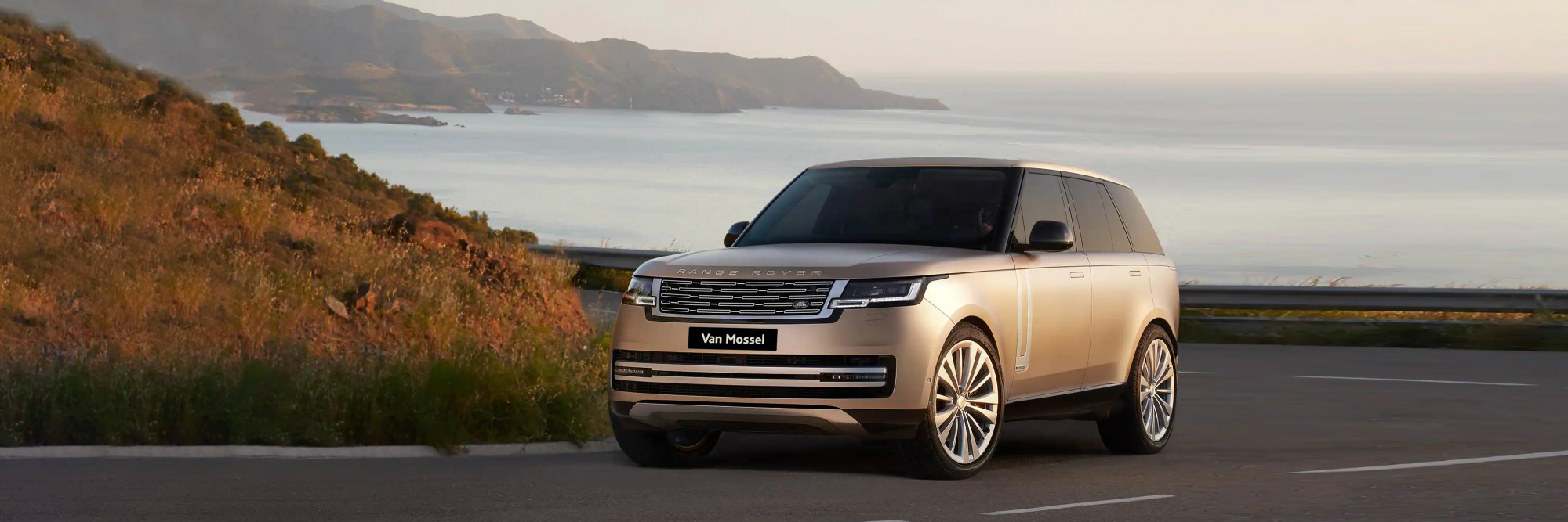 Hero large Land Rover 2022