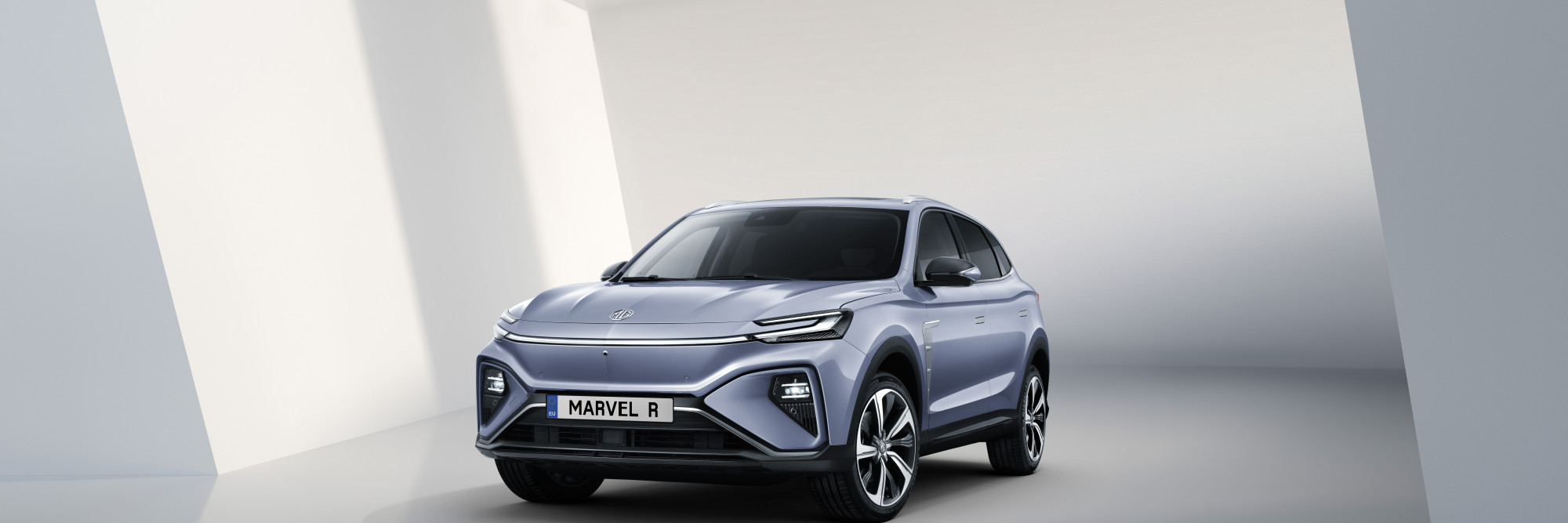 Marvel R EU LUX Exterior Left 30