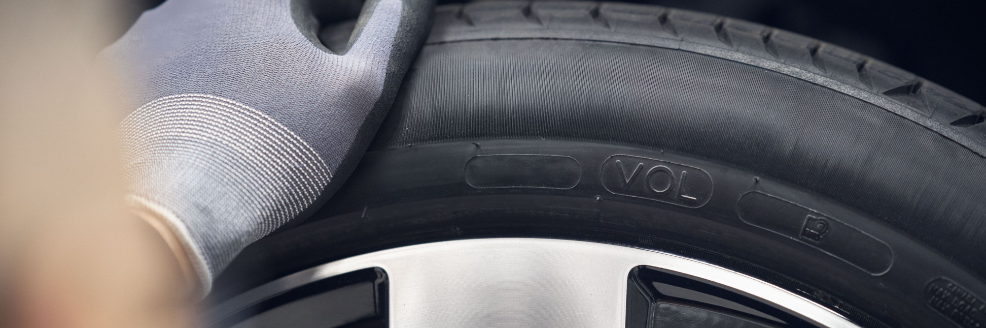 Van Mossel Volvo APK hero