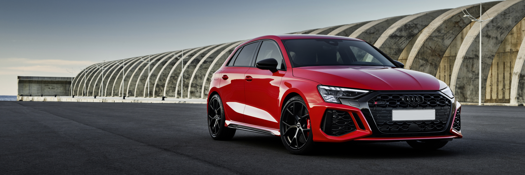 hero nieuwe Audi RS3 2 v3