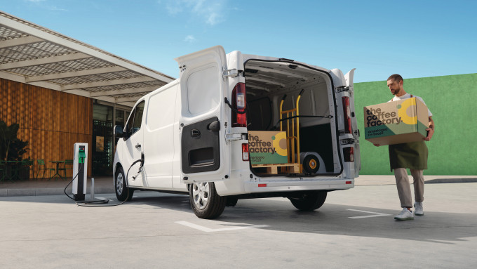 03 Nieuwe Renault Trafic E Tech electric maakt aanbod elektrische bedrijfswagens compleet