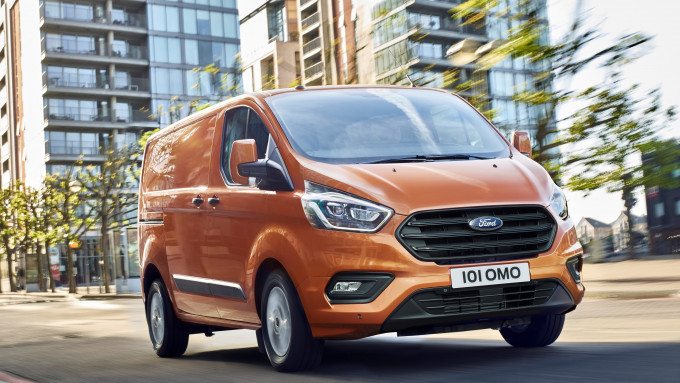 2017 Ford Transit 02 02