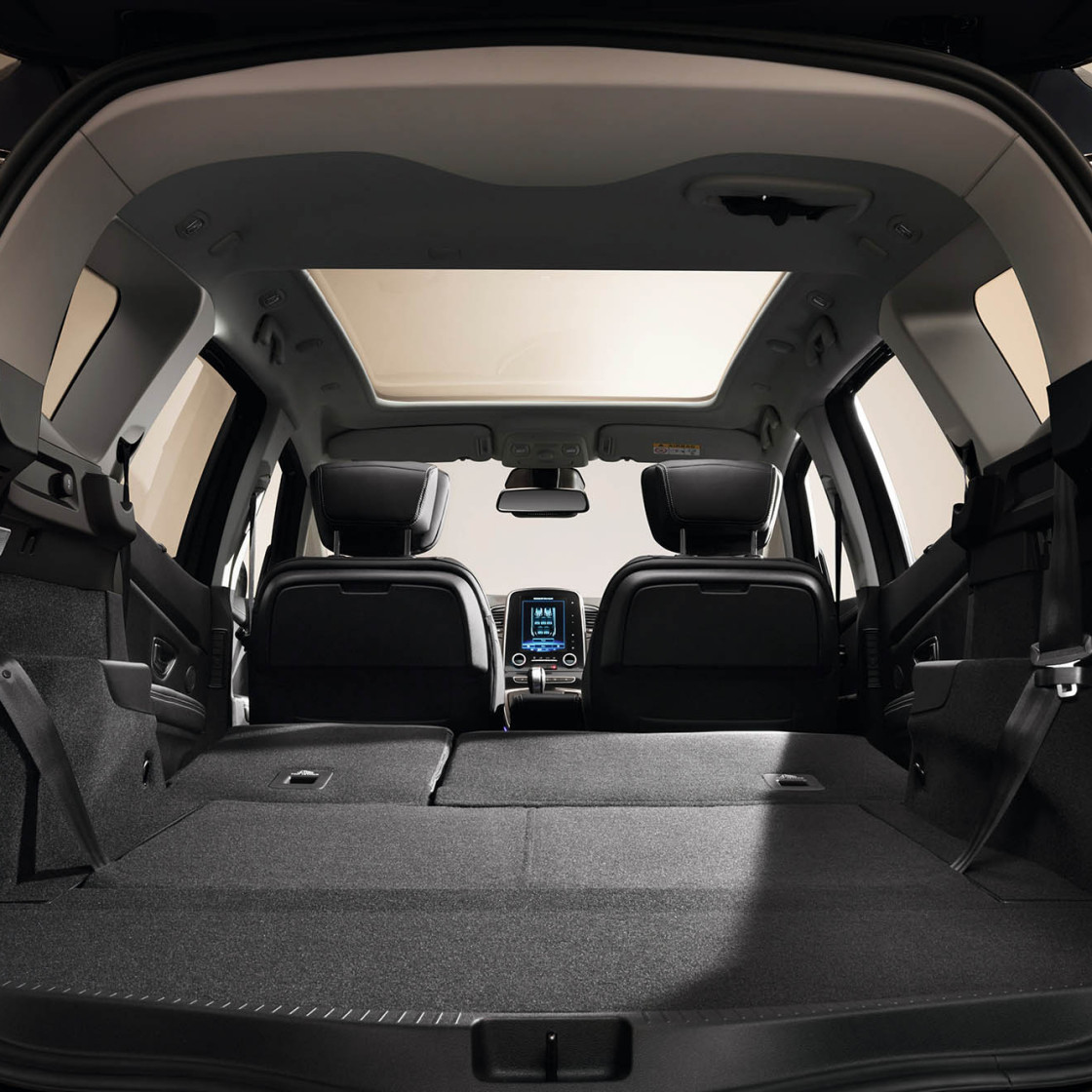 3 Renault Grand Scenic