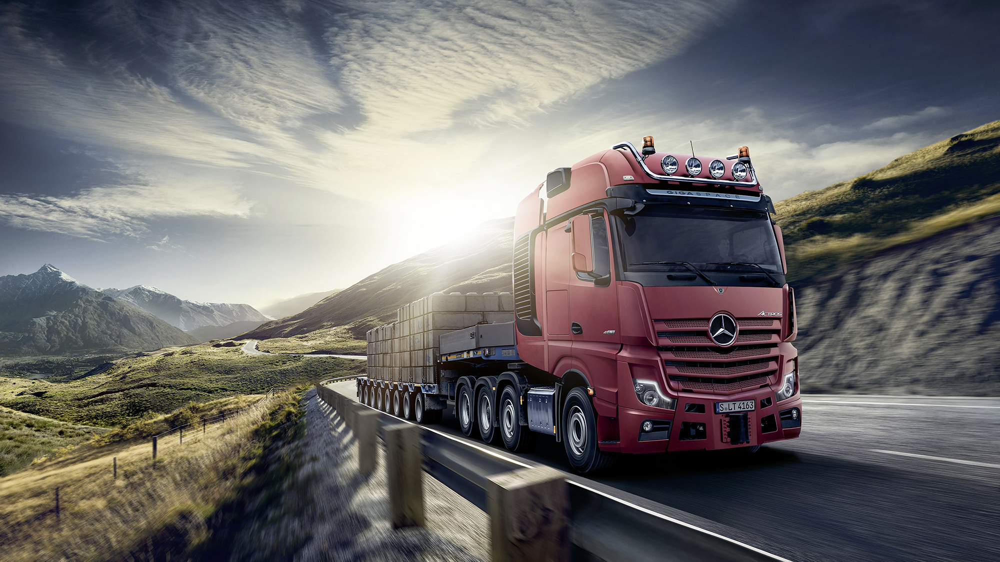 Actros SLT modellen 2000x1125