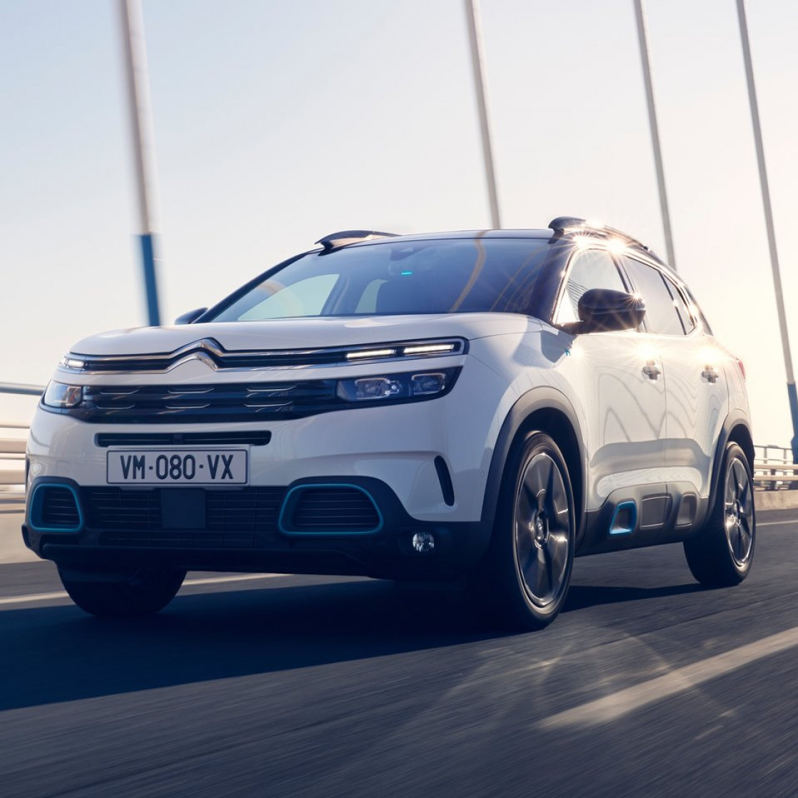 Citroen C5 Aircross Hybrid 2020 1280 04 v2