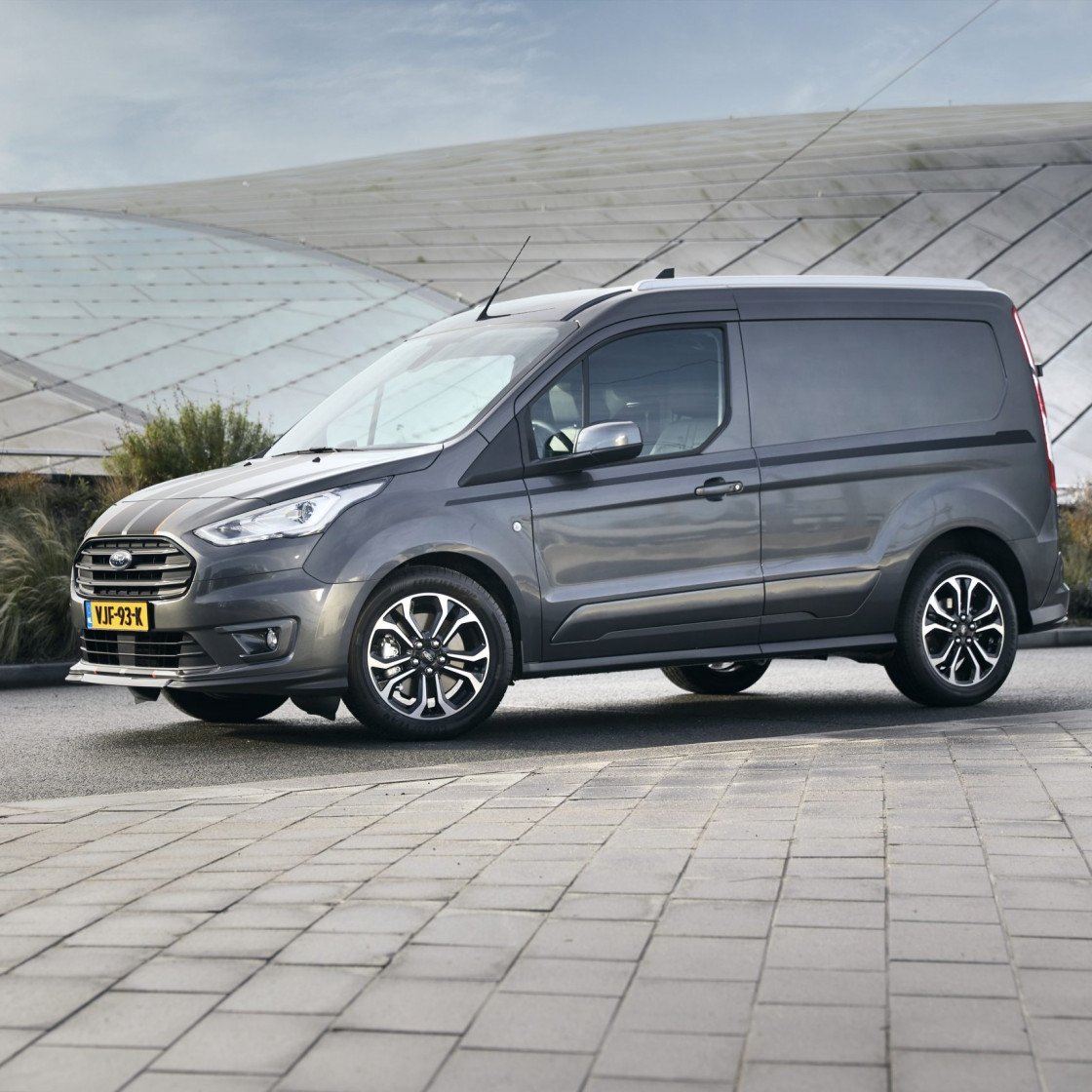 Ford Transit Connect Sport 5 scaled 02