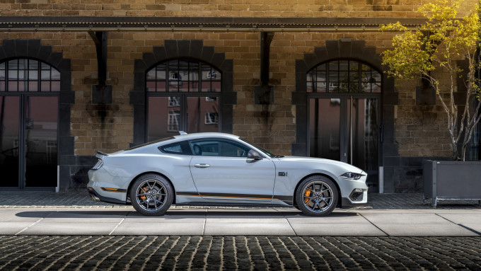 FordMustangMach1 FighterJetGray 004 scaled 02