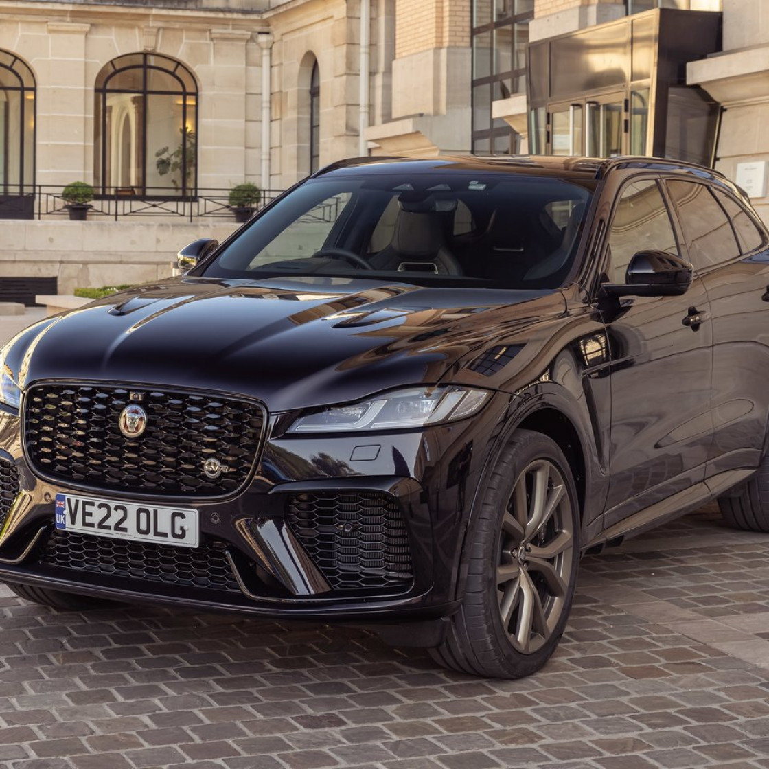 Jaguar F Pace SVR Edition 1988 2022 1280 01