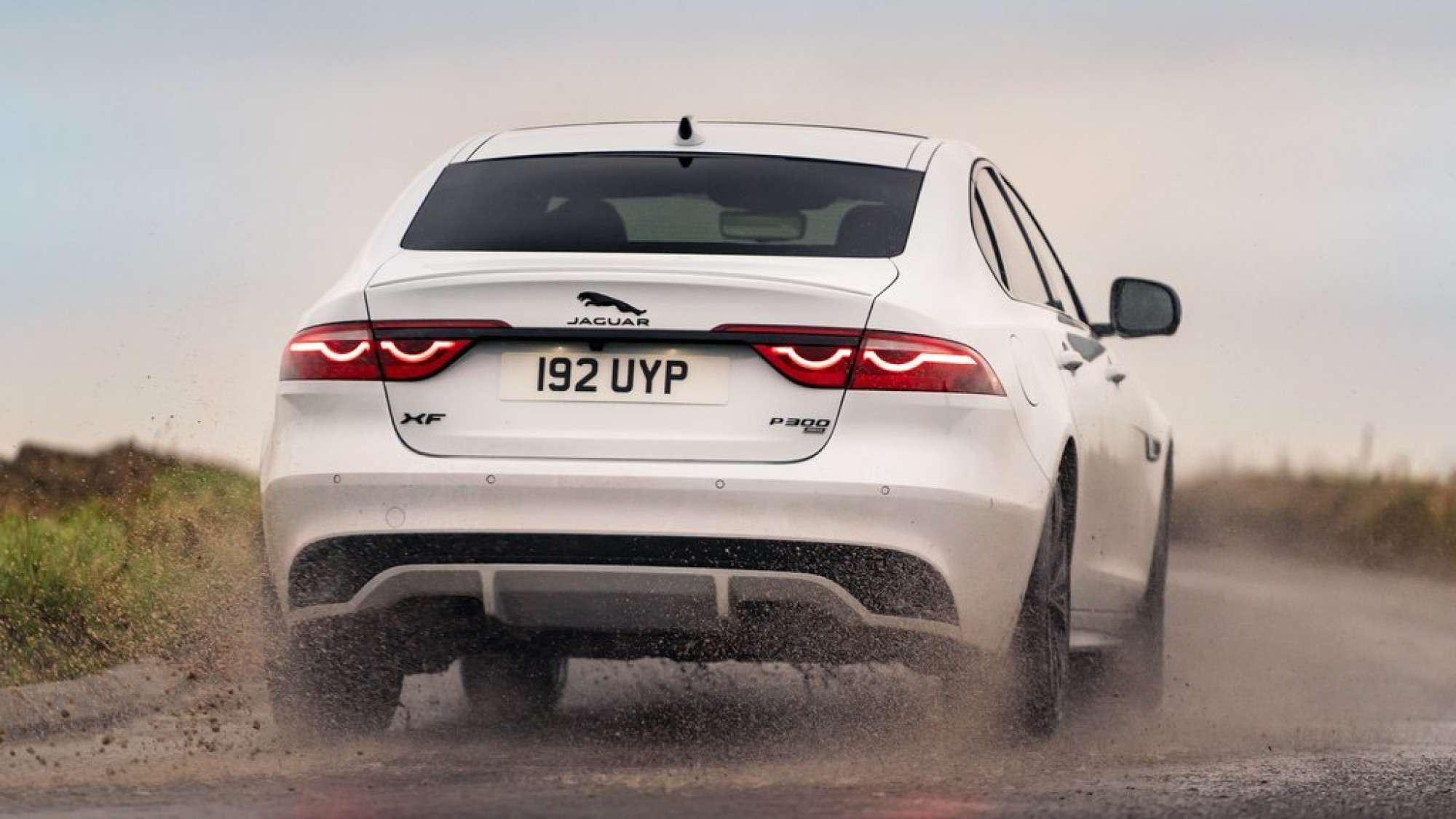 Jaguar XF 2021 1024 28