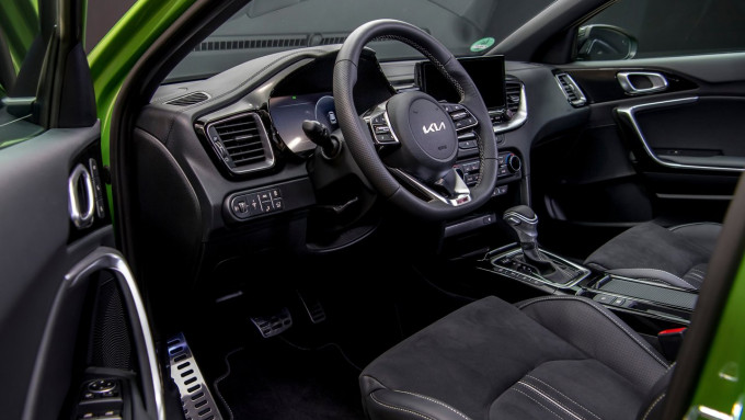 Kia XCeed 2023 1280 0f