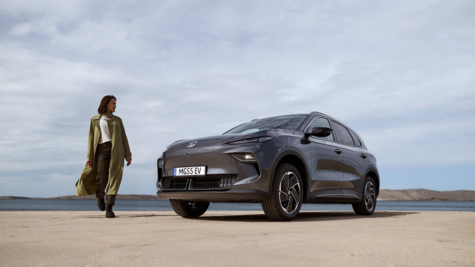 MGS5 Shot 9 Front 3Q Static LHD (1)