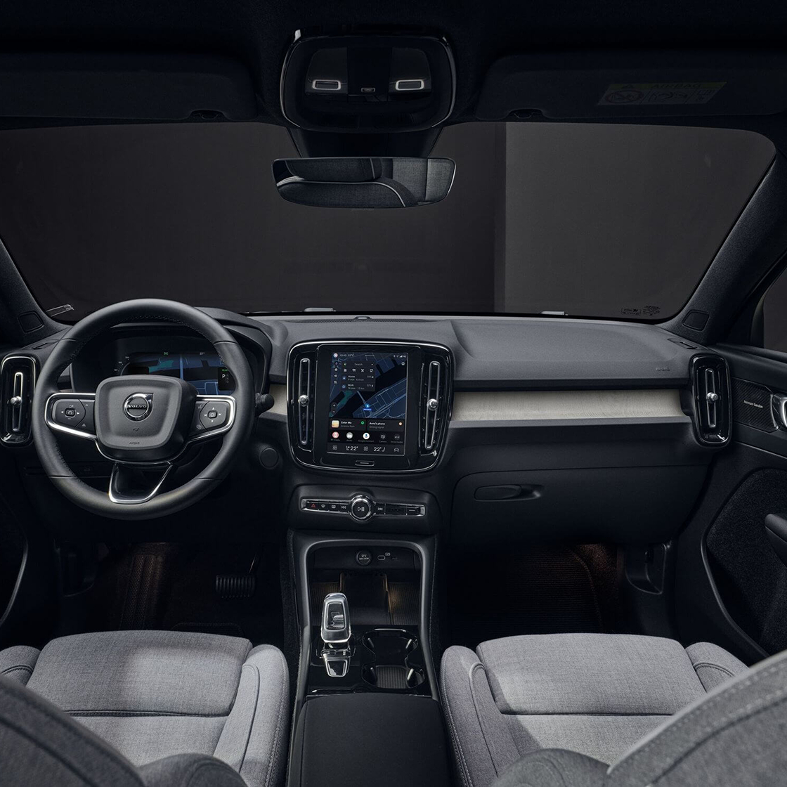 Van Mossel Volvo EC40 interieur overzicht