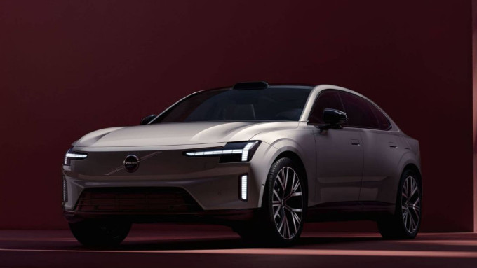 Van Mossel Volvo ES90 voorzijkant