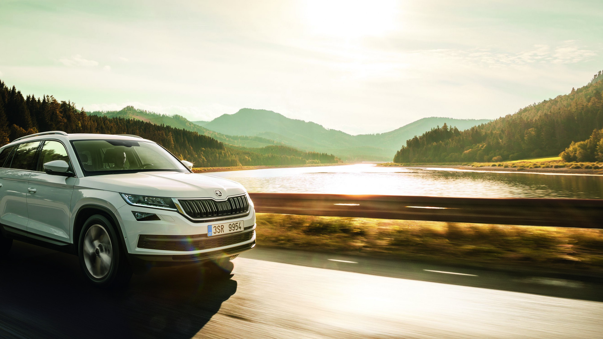 Web Ready JPG KODIAQ BS Campfire