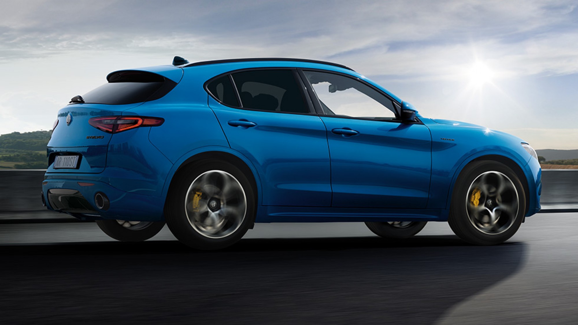 alfa romeo stelvio esterni cover desktop 980x980