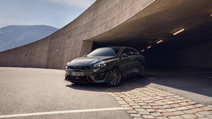 kia proceed gt my22 discover w
