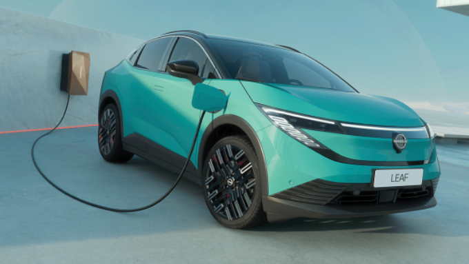 Nissan LEAF mobile