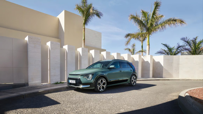 kia niro hev my23 exterior a bold future ahead
