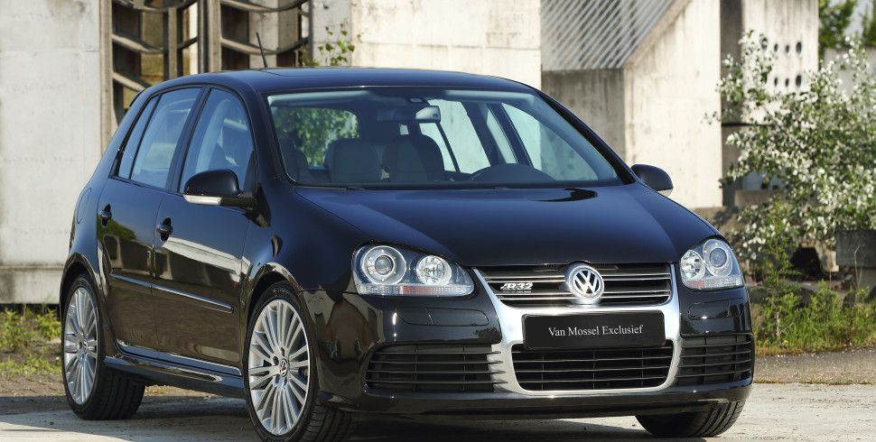 VW Golf V R32 Hero